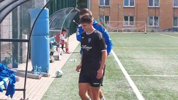 Juniorzy Konfeksu rozbili Parasol Wrocław 9:3 w lidze dolnośląskiej