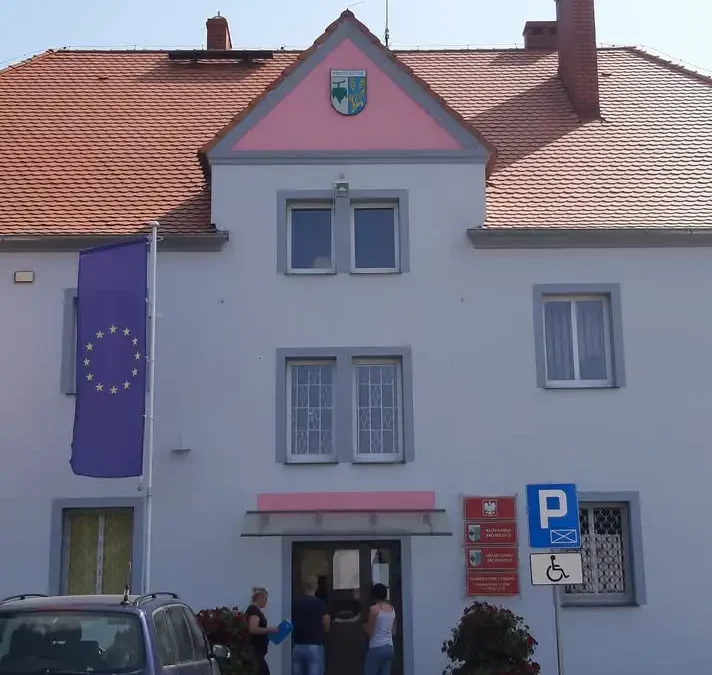 Zmiany w godzinach pracy biblioteki w Krotoszycach i filii w Warmątowicach